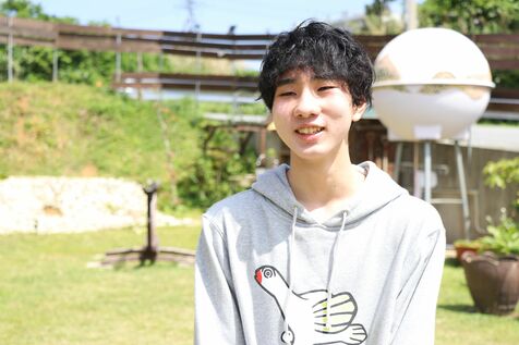 シンガー・ソングライターでボカロP　恩納村在住の15歳・かか、アルバム「夢に吹く風」リリース