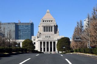 改憲を急かす党派に立民が待った「数年単位かけるべき」　維新「今日にでも条文化作業を」　衆院憲法審査会