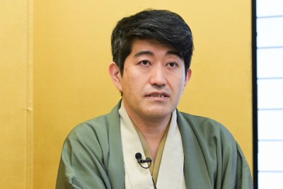 立会の森内九段「充実の藤井名人に食らいつけるか」　名人戦第2局