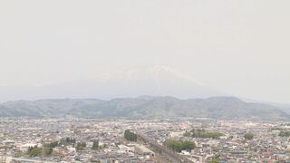 「黄砂」飛来の北日本　洗濯物の外干しは避けた方がよさそう　気温は高く