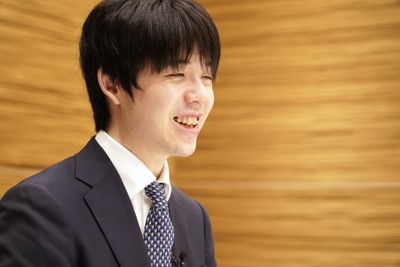 勝利の決め手「B面攻撃」とは　藤井聡太名人に尋ねると　名人戦