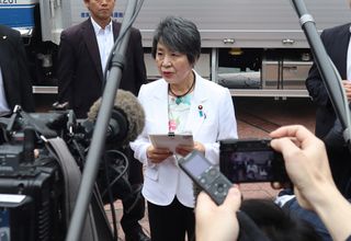 上川外相「うまずして」発言撤回＝岸田首相「誤解招く表現避けよ」