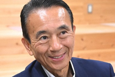 静岡県知事選　「幸福度日本一に」　当選の鈴木康友氏、一夜明け