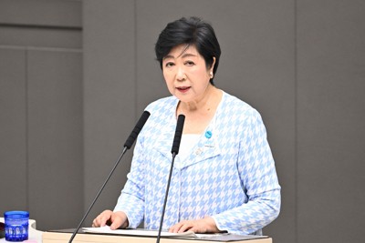 小池百合子・東京都知事、3選立候補を明言せず　世論踏まえ慎重姿勢か