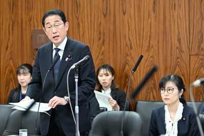 子育て支援金　「負担」は明記する？しない？岸田首相なお微妙な答弁