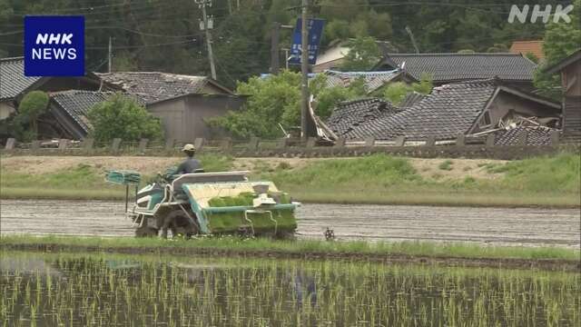 石川 輪島 田んぼの用水路 復旧作業終え 田植え盛んに