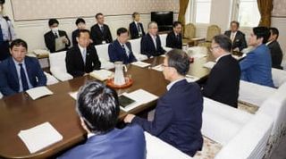 規正法、4日に衆院委で採決　首相出席し、質疑へ