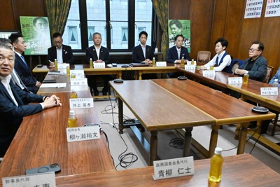 維新、首相問責決議案を提出　旧文通費見直し巡り自民に反発