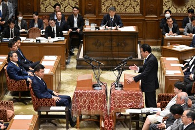 「解散・総選挙を」「バトン渡して」　党首討論、岸田首相に猛攻