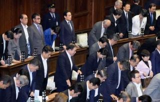 衆院選、秋以降の公算　首相「岸田降ろし」警戒