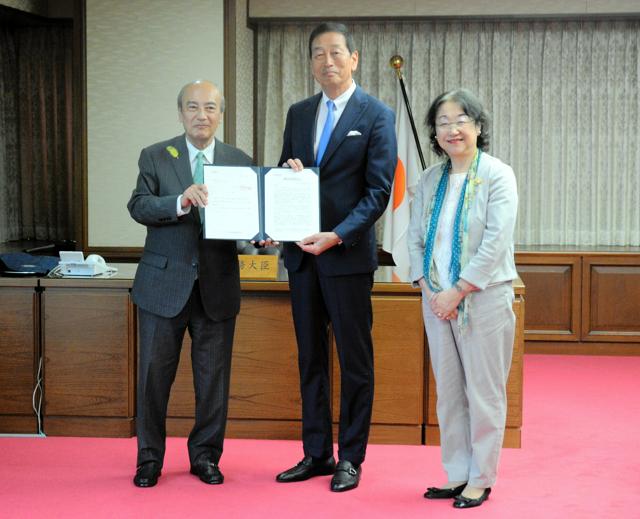 「多くの女性の期待」選択的夫婦別姓　経団連が上川外相らに申し入れ