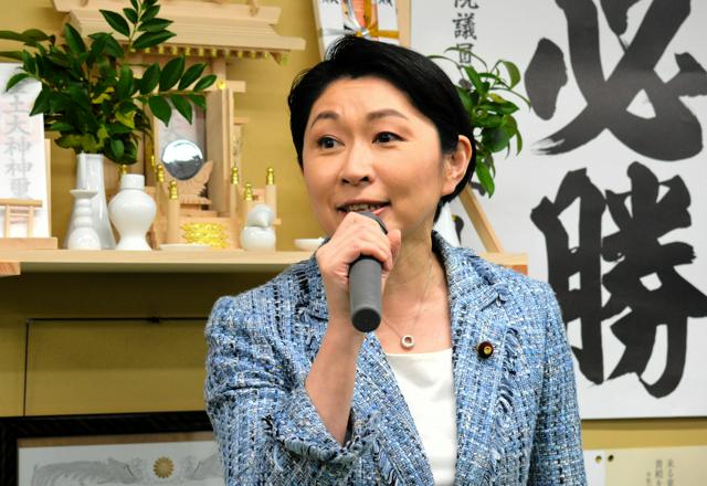 自民・小渕優子氏「自民に厳しい目、心からおわび」　都議補選が告示