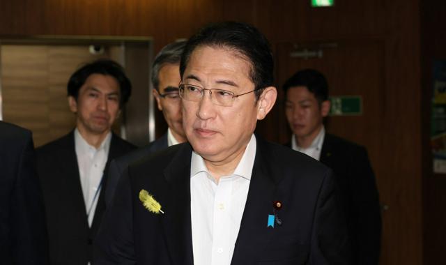 首相「時代にふさわしく、国民に慕われることを期待」　3日に新紙幣