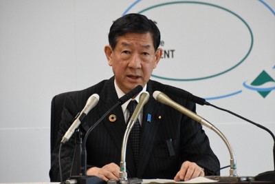 伊藤環境相、水俣病患者らと再懇談　マイクオフ問題受け実施