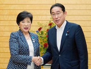 小池都知事、公選法の審議要請　首相と会談、妨害事件受け