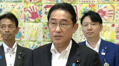 岸田首相が認知症の人が積極的に社会参加する現場を視察…社会参加をグループホームなどにも広げる方針示す