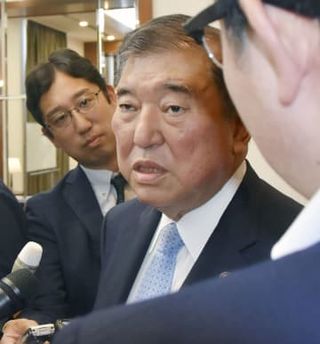 石破氏、事実上の出馬表明　自民総裁選、議員票課題