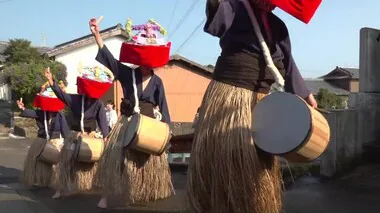 五島・お盆の伝統行事「チャンココ」　初盆の家々に鉦の音響く【長崎】　