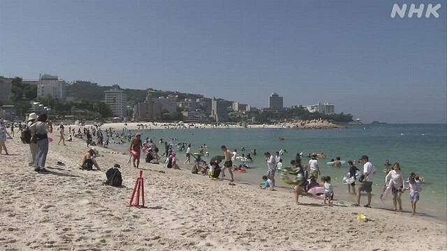 和歌山 白浜の海水浴場が再開 約1週間ぶりに海水浴客の姿