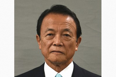 麻生氏が河野氏支持　派閥として支援を軸　他候補支持も容認　総裁選