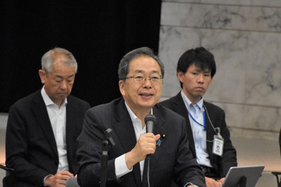 「既得権、守る意識ない」国交相、小泉進次郎氏の批判に反論