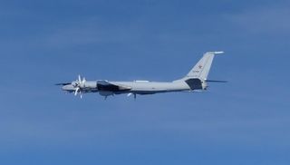 ロシア軍哨戒機が日本１周＝５年ぶり、空自が緊急発進―防衛省