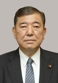 石破氏、解散前党首討論も　小泉氏は予算委明言せず