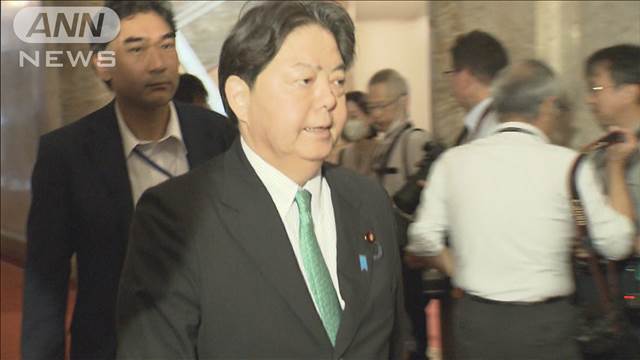 政府、臨時国会　来月1日に召集を伝達