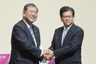 公明が党大会、新体制発足　石井啓一代表、西田実仁幹事長