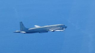 23年度のスクランブル発進669件：中国、ロシア機の活動が活発化