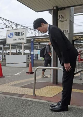 兵庫知事失職の斎藤氏、街頭活動　再選へ「厳しい道のり」