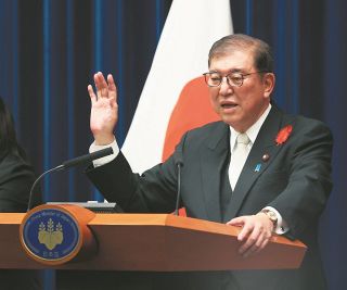 「裏金議員」は結局、衆院選で公認するの？　石破茂首相は就任会見でどう答えたか　試される「納得と共感」