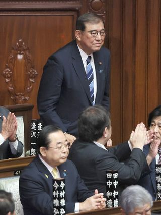 石破内閣が発足＝国会で首相指名