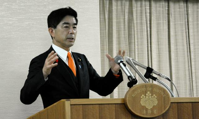 牧原法相「誹謗中傷、止めたかった」　 就任会見で過去の投稿釈明